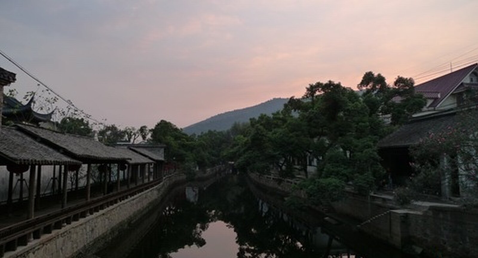 惠山古镇AI导游与电子导览封面